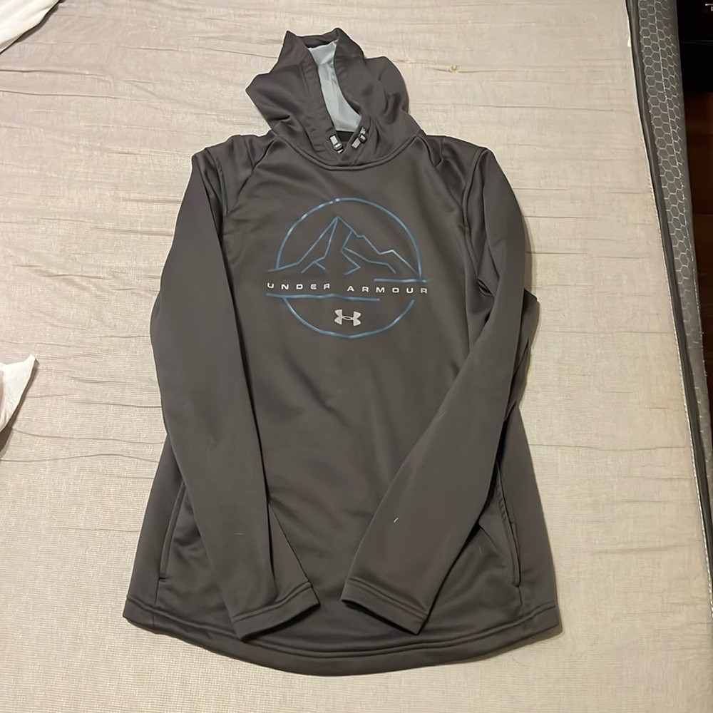 Medium under armor hoodie